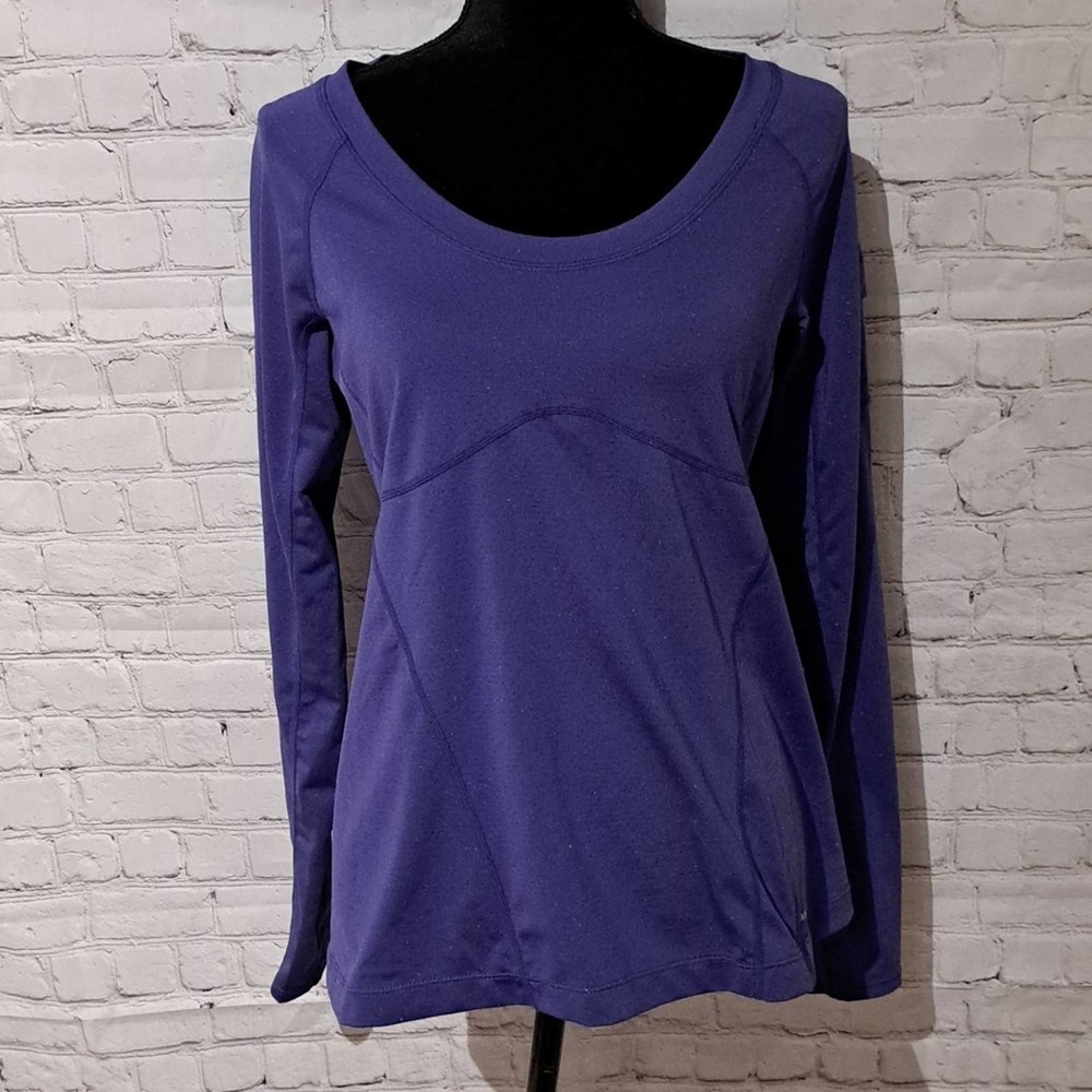 MERRELL large purple sparkle select wick fitness top, barely worn, $78.00